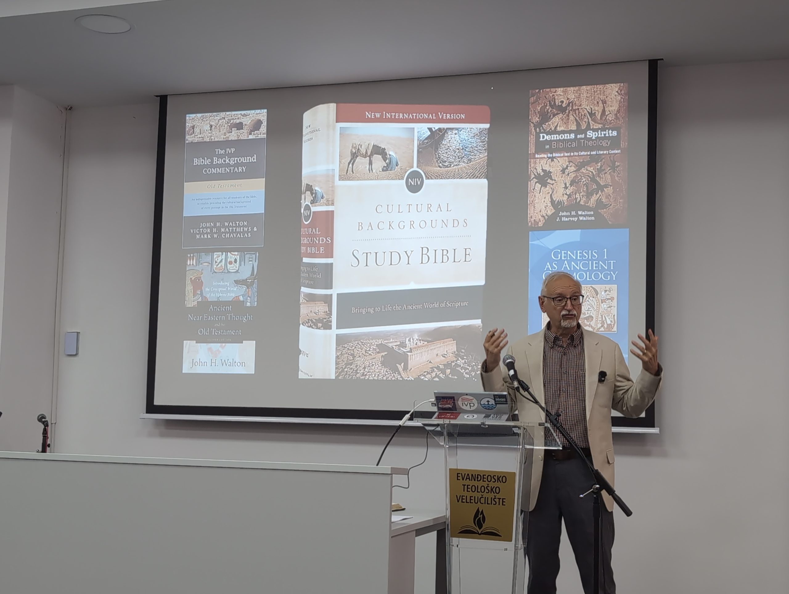 Богослови досліджували сучасні погляди на Старий Завіт під час візиту до Хорватії