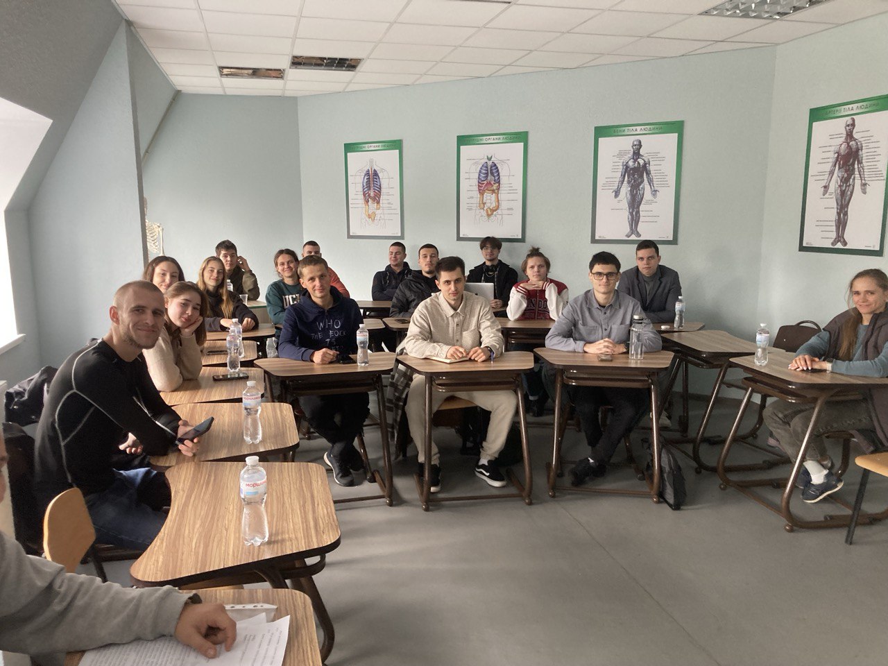 Круглий стіл «Розвиток фізичних і психічних якостей у спортсменів» провели в УГІ