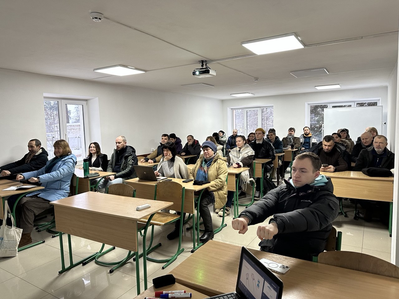 Як надати психологічну підтримку розповіли колективу УГІ